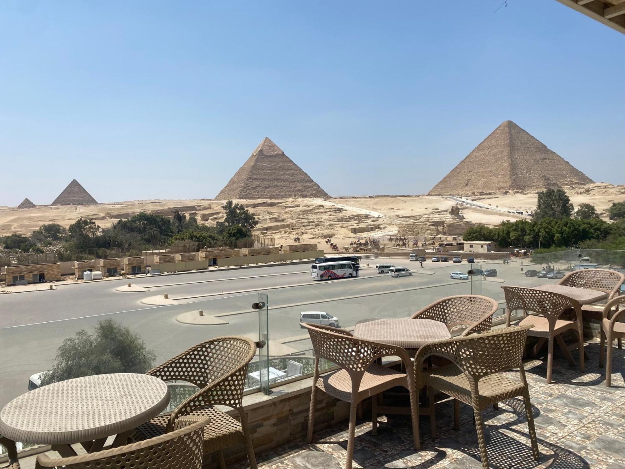 Anubis Kingdom Pyramids Vandrarhem Kafret el-Gabal Exteriör bild