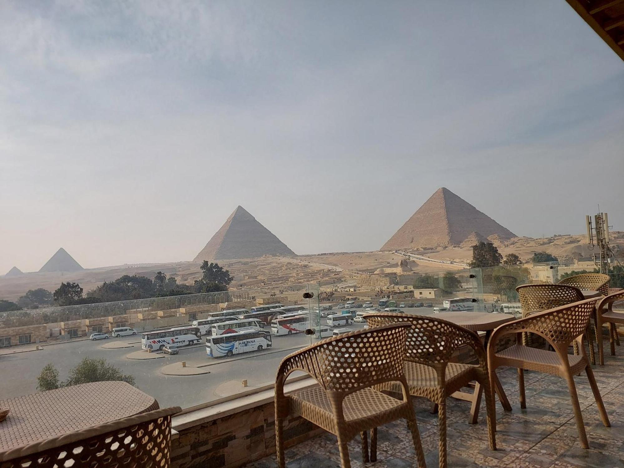 Anubis Kingdom Pyramids Vandrarhem Kafret el-Gabal Exteriör bild